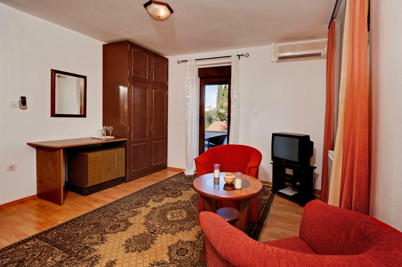 Carolina Apartment *